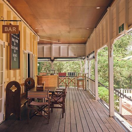 Halse Lodge Noosa Heads Bagian luar foto