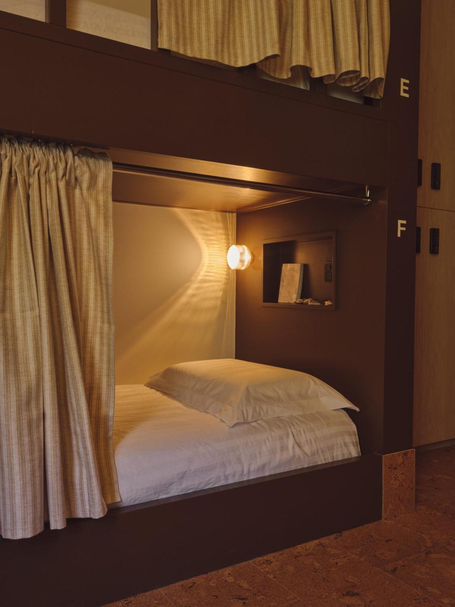 Halse Lodge Noosa Heads Bagian luar foto