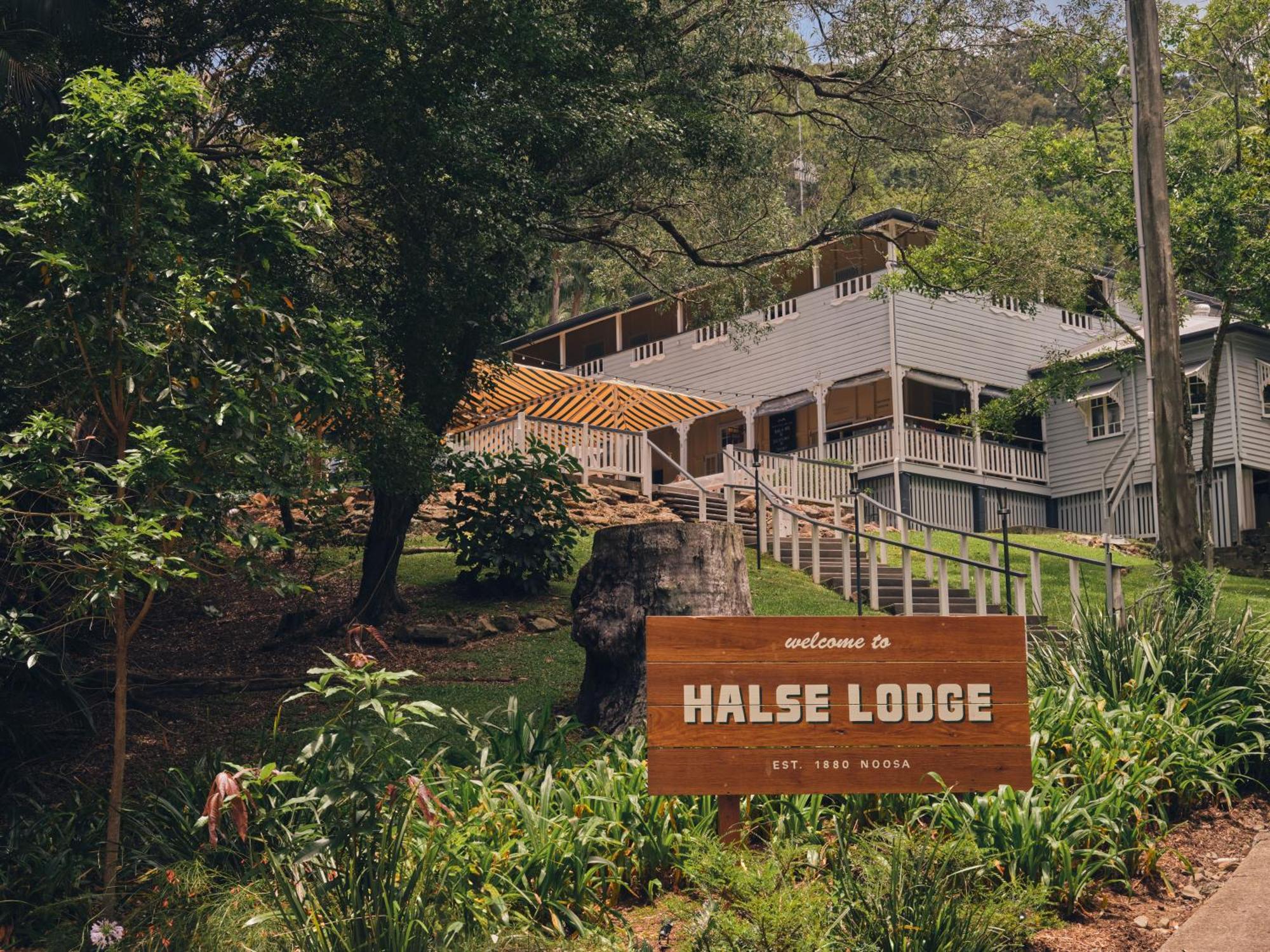 Halse Lodge Noosa Heads Bagian luar foto